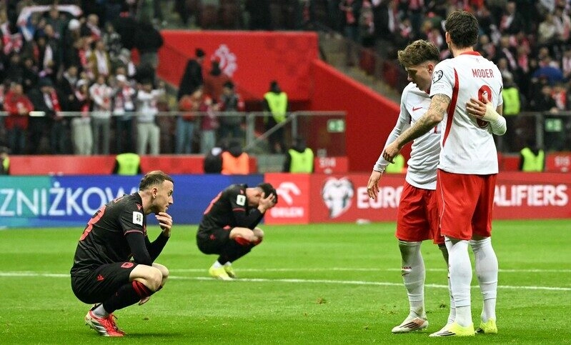 Bosnia vs Ba Lan - Lần cuối cho Edin Dzeko